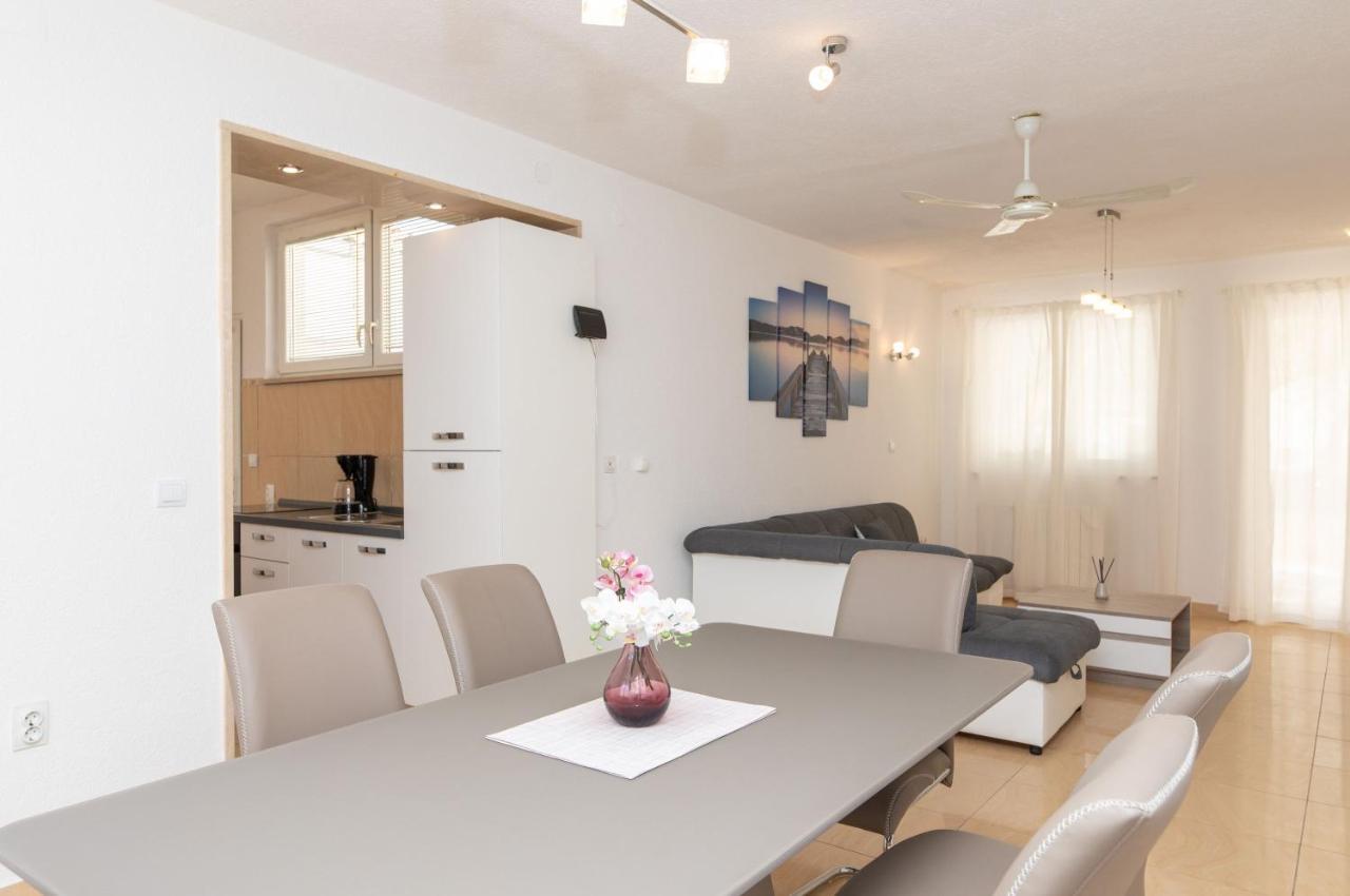 Holiday Home Kate Supetar Εξωτερικό φωτογραφία